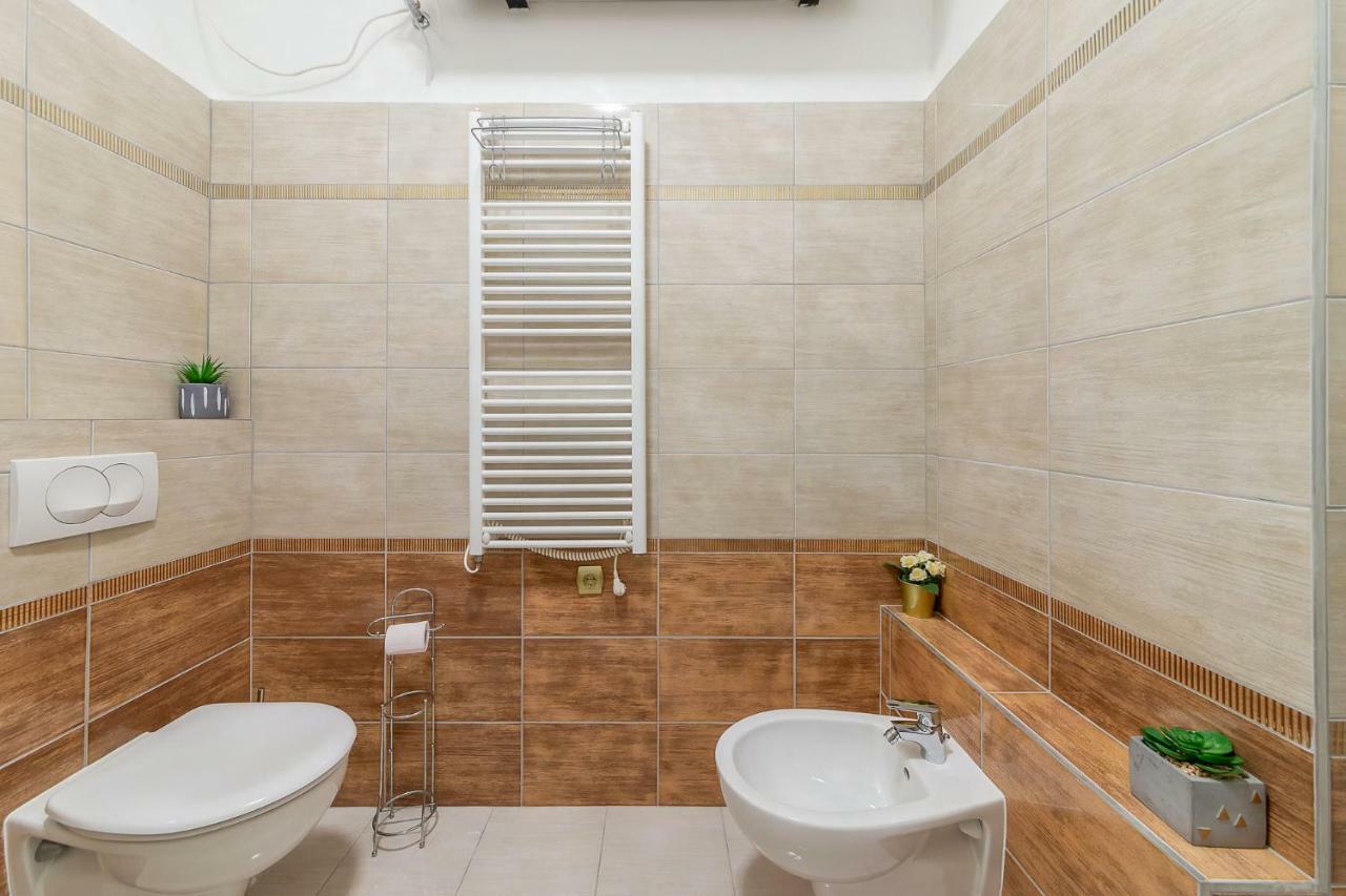 Kiraly Home Budapest City Center Extérieur photo