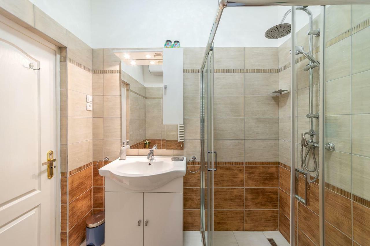 Kiraly Home Budapest City Center Extérieur photo